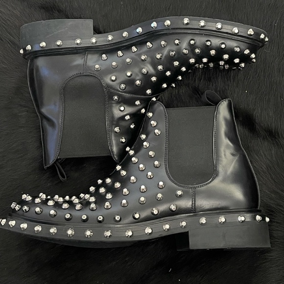 MENS BLACK PRADA TRONCHETTI STUDDED CHELSEA BOOT - Picture 1 of 4